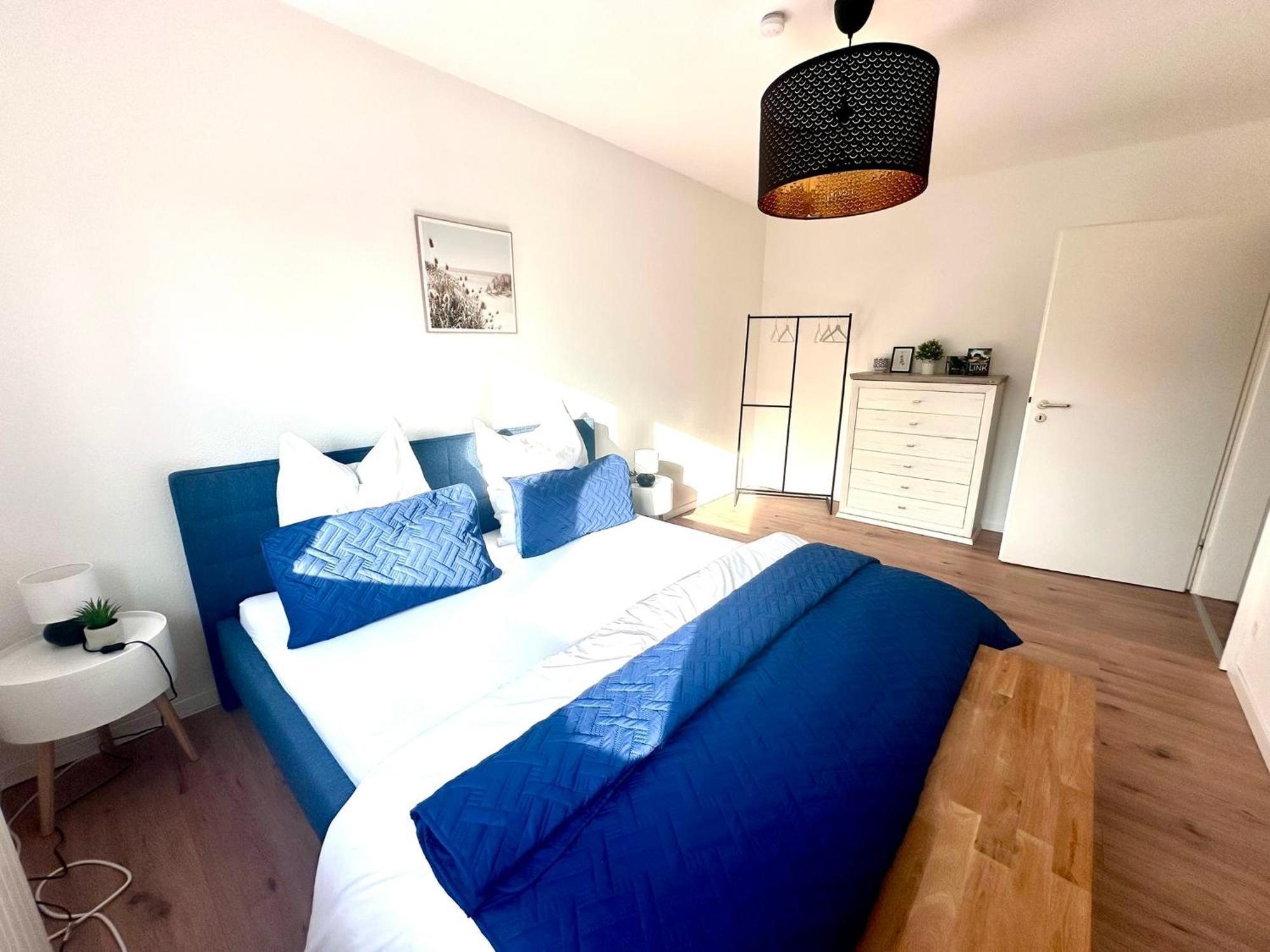 Apartamento Ka-city, 3 Zi, 75qm, Parken, Balkon, Wlan, Netflix Ruhige Lage